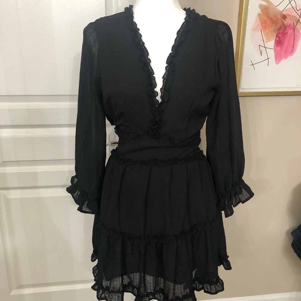 Medium black light weight dress